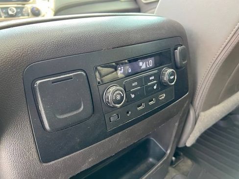 Used 2017 GMC Yukon Denali w/ Open Road Package AWD/4WD image 34