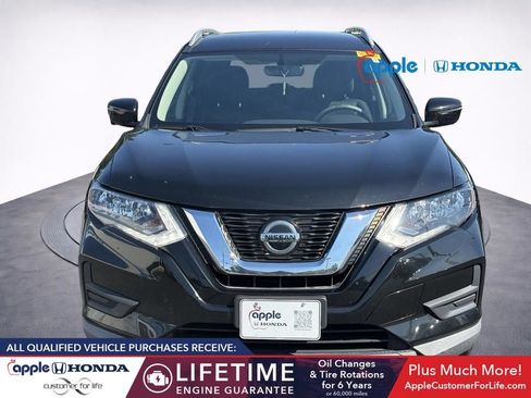Used 2018 Nissan Rogue SV w/ Premium Package AWD/4WD image 2