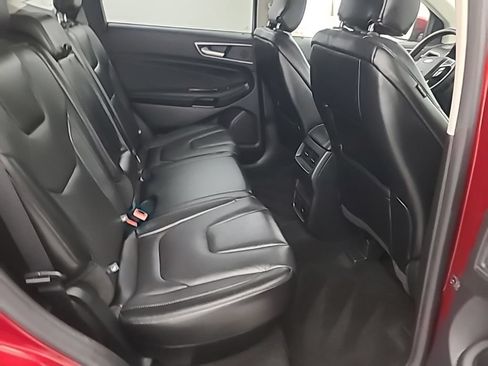 Used 2019 Ford Edge Titanium w/ Canadian Touring Package AWD/4WD image 17