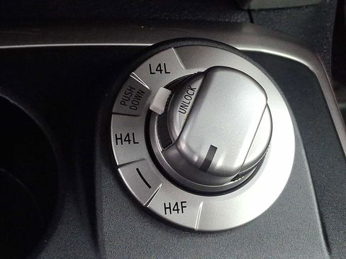 Certified 2022 Toyota 4Runner Limited image 30