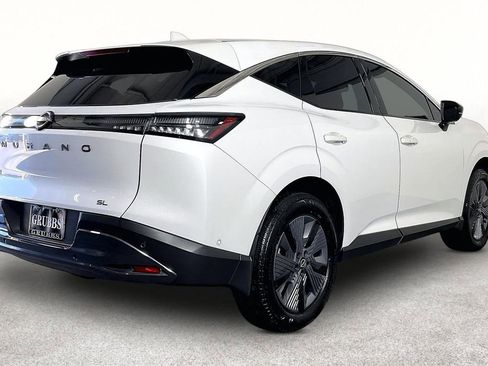 Certified 2025 Nissan Murano SL AWD/4WD image 2