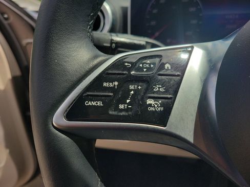 Used 2023 Mercedes-Benz C 300 Sedan image 23