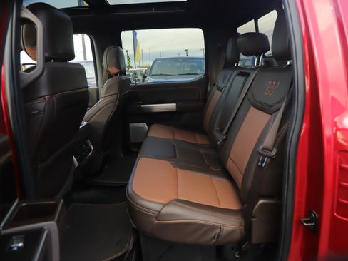 Used 2024 Ford F350 King Ranch w/ FX4 Off-Road Package image 19