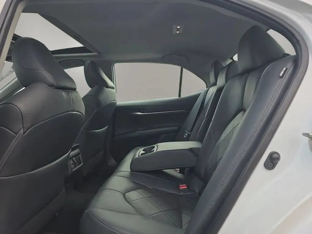 Used 2019 Toyota Camry XLE w/ Driver Assist Package FWD image 45