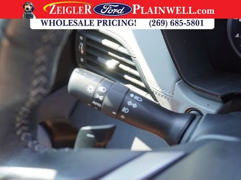 Used 2023 Subaru Outback Premium image 25