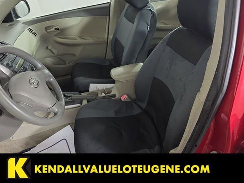 Used 2009 Toyota Corolla FWD image 4