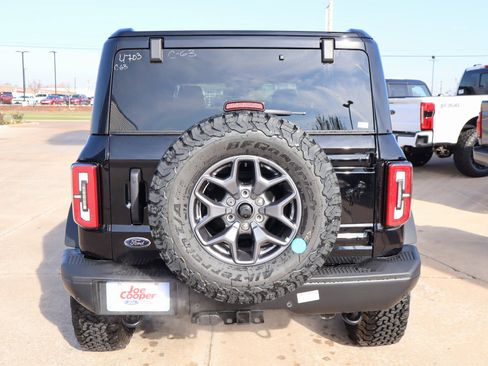 New 2025 Ford Bronco Badlands image 22