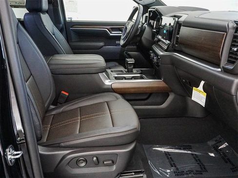 New 2026 Chevrolet Silverado 1500 High Country w/ Midnight Edition image 14