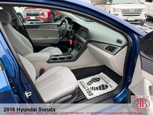 Used 2016 Hyundai Sonata SE FWD image 17