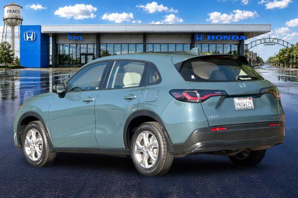 Certified 2025 Honda HR-V LX image 10