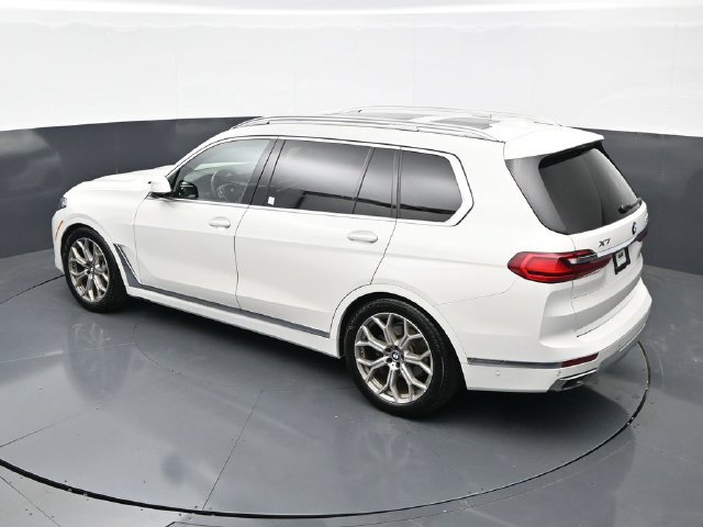 Used 2021 BMW X7 xDrive40i w/ Parking Assistance Package AWD/4WD image 44