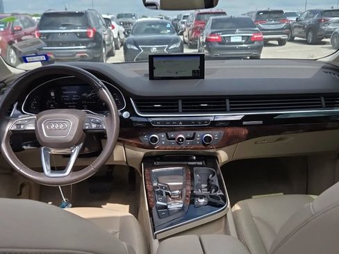 Used 2018 Audi Q7 3.0T Premium Plus AWD/4WD image 2