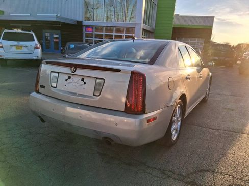 Used 2007 Cadillac STS w/ Preferred Equipment Group AWD/4WD image 6