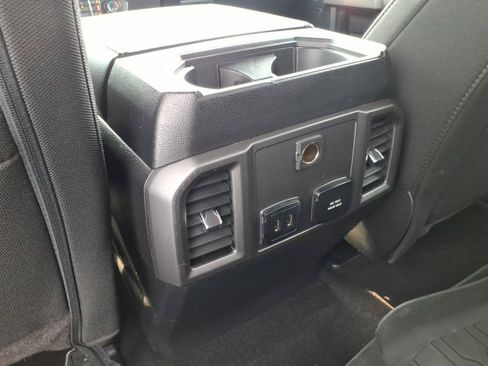 Used 2019 Ford F150 XLT w/ Equipment Group 302A Luxury AWD/4WD image 11