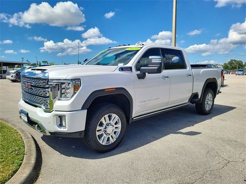 Used 2023 GMC Sierra 3500 Denali w/ Denali Ultimate Package image 2