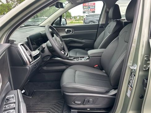 New 2025 Kia Sorento X-Line EX image 9