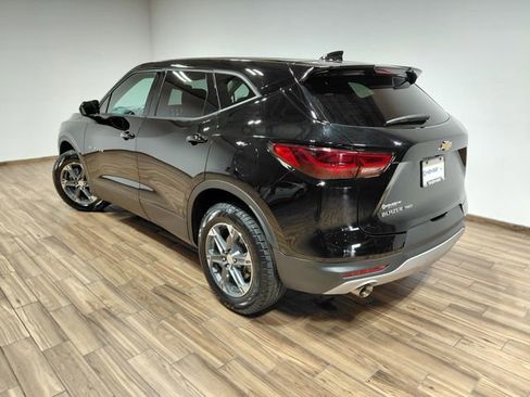 Used 2025 Chevrolet Blazer LT AWD/4WD image 29