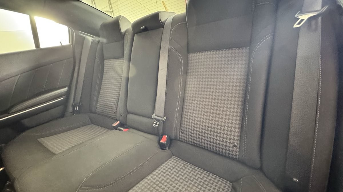 Used 2023 Dodge Charger SXT RWD image 25