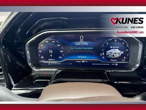 Used 2025 Chevrolet Silverado 1500 LT AWD/4WD image 15
