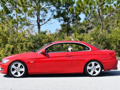 Used 2011 BMW 328i Convertible image 35