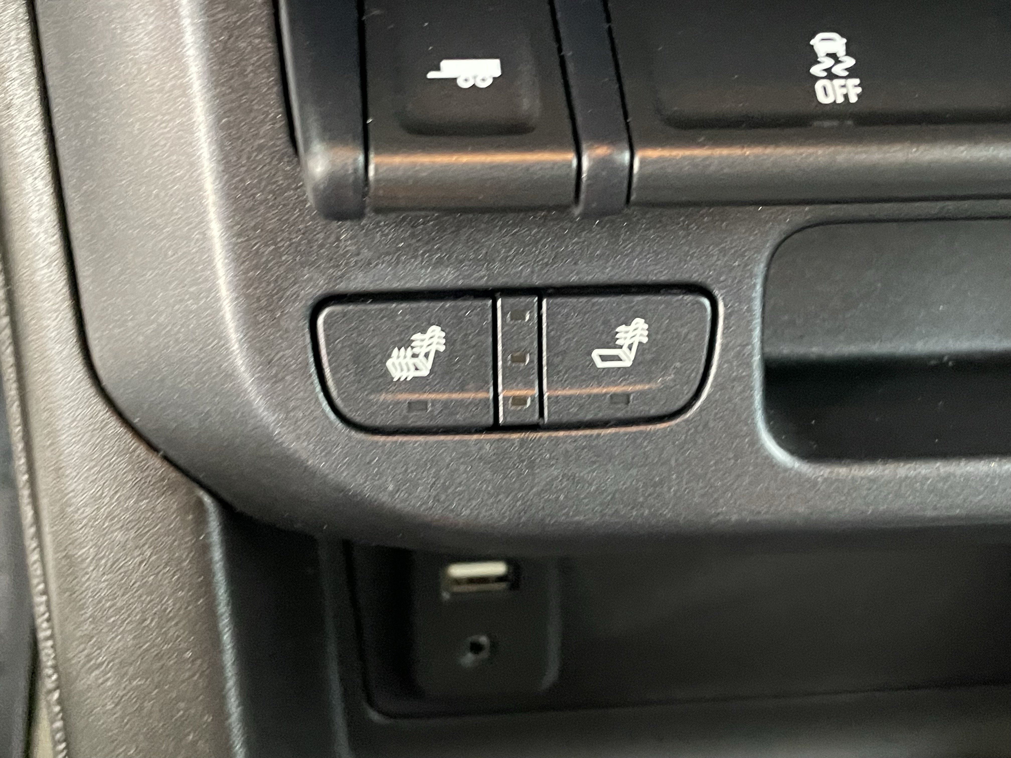 Used 2017 GMC Canyon SLE w/ All Terrain Package AWD/4WD image 24