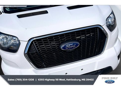 Used 2023 Ford Transit 350 XLT RWD image 21