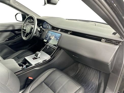 Used 2025 Land Rover Range Rover Evoque S image 31