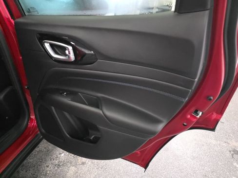 New 2026 Jeep Compass Latitude AWD/4WD image 25