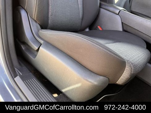 Used 2021 Nissan Rogue SV image 29