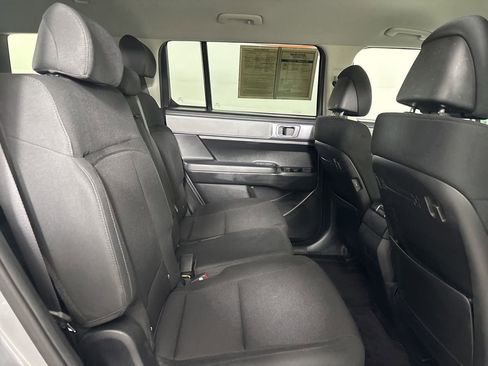 Used 2025 Hyundai Santa Fe SE image 25