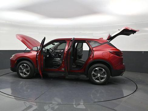 Used 2024 Chevrolet Blazer LT FWD image 30