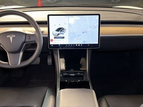 Used 2022 Tesla Model Y Performance image 13