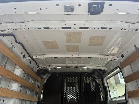 Used 2019 Ford Transit 250 130 Low Roof w/ Exterior Upgrade Package RWD image 30