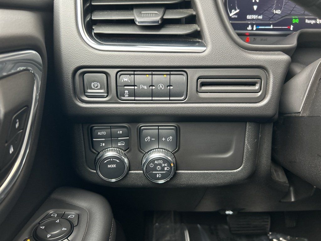 Used 2024 GMC Yukon SLE AWD/4WD image 28
