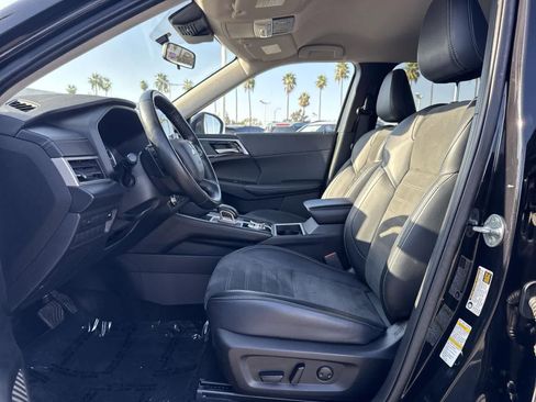 Used 2024 Mitsubishi Outlander SE image 22