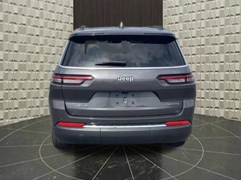Certified 2023 Jeep Grand Cherokee L Limited AWD/4WD image 9