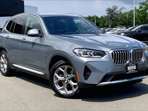 Used 2024 BMW X3 sDrive30i w/ Convenience Package RWD image 1