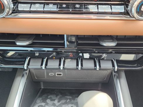 New 2026 GMC Canyon AT4 image 30