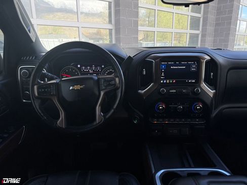 Used 2019 Chevrolet Silverado 1500 High Country w/ Technology Package AWD/4WD image 39