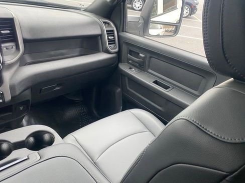 New 2026 RAM 2500 Tradesman w/ Chrome Appearance Group image 32