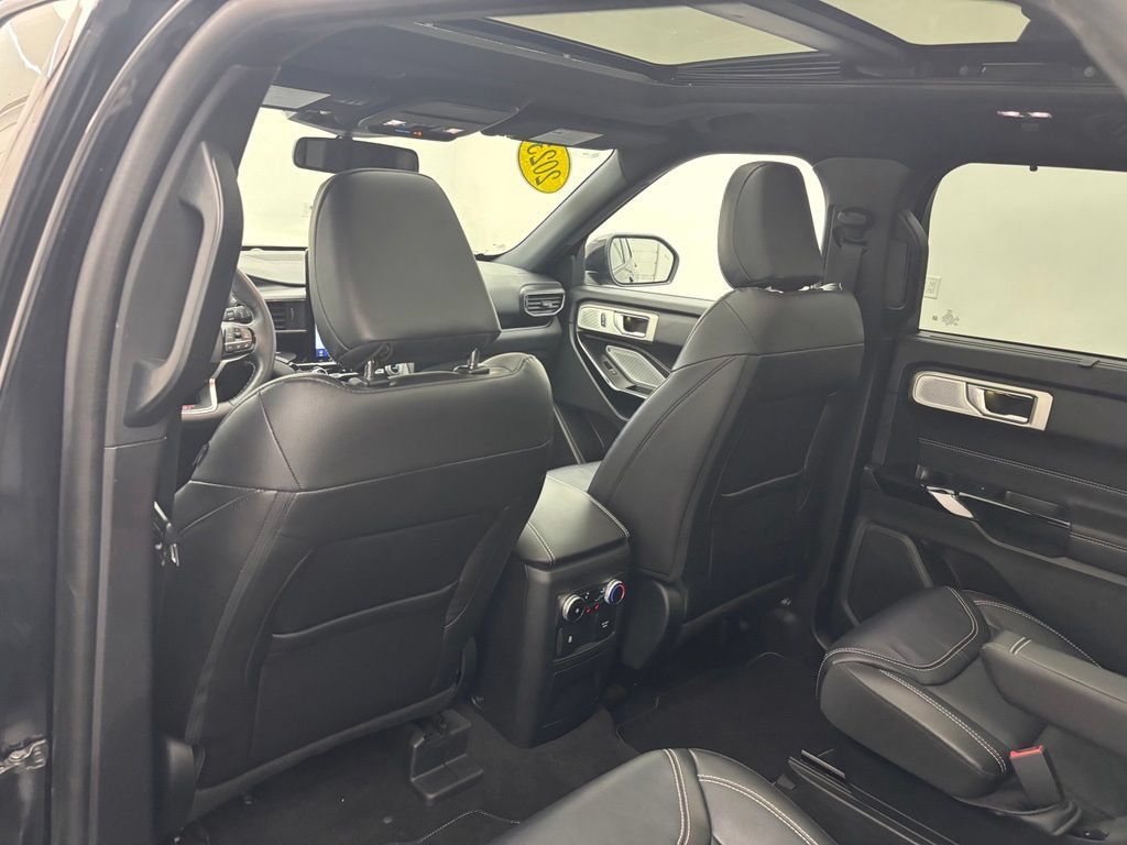 Used 2023 Ford Explorer ST w/ Equipment Group 401A AWD/4WD image 37