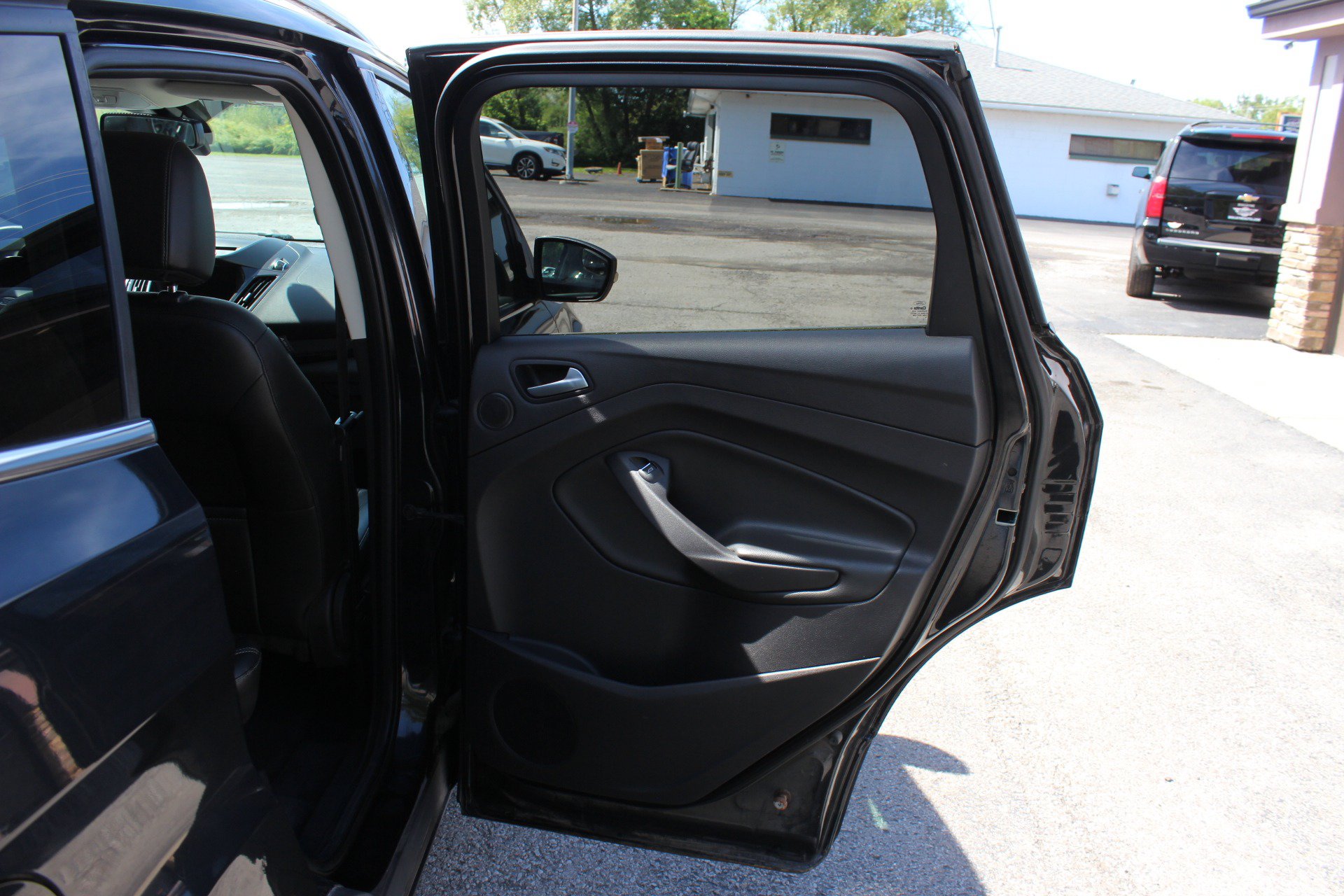 Used 2014 Ford Escape Titanium AWD/4WD image 38