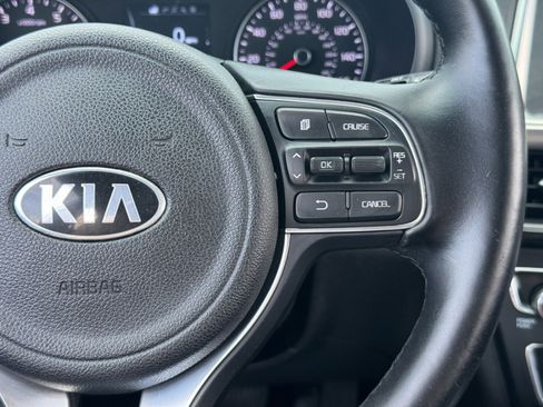 Used 2016 Kia Optima EX w/ Premium Package image 21