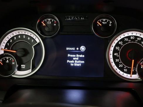 Used 2014 RAM 1500 Laramie w/ Trailer Tow Group image 17