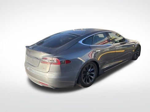 Used 2013 Tesla Model S Performance image 4