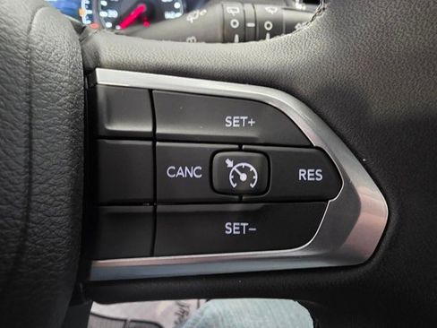 New 2026 Jeep Compass Latitude image 15