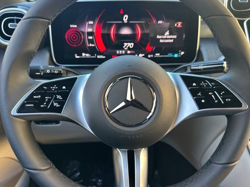 New 2026 Mercedes-Benz GLC 300 image 21