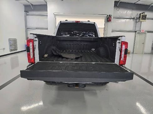 Used 2024 Ford F250 Lariat w/ FX4 Off-Road Package AWD/4WD image 8