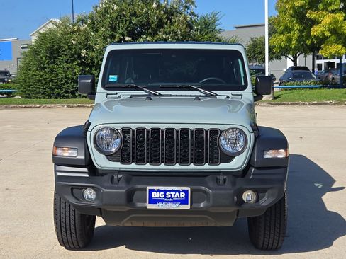 Used 2024 Jeep Wrangler Unlimited Sport AWD/4WD image 10