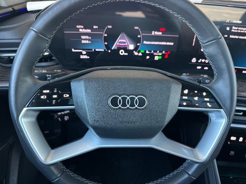 Used 2025 Audi Q5 Premium w/ Convenience Package AWD/4WD image 26